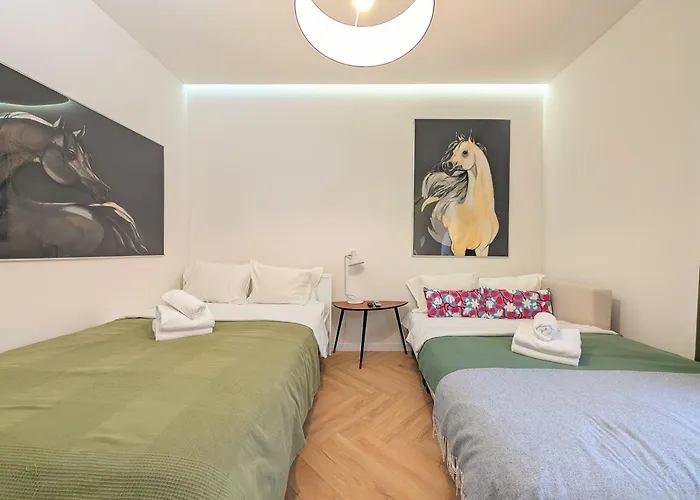 Rozbrat Point By Bookinghost Apartamento